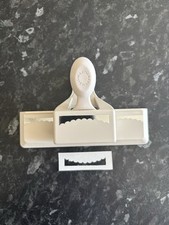 Martha Stewart “Bunting” Large Edge Trim Craft Card Making Punch