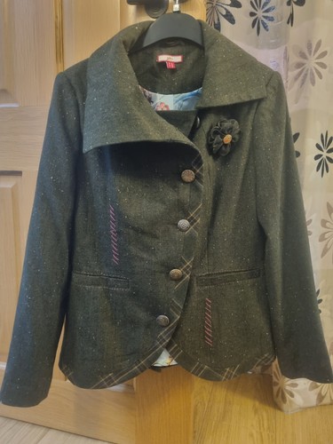 Joe browns jacket - f*, green