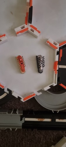 Hex bug with - bug's, track