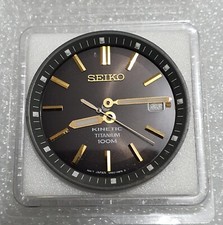 Seiko KINETIC TITANIUM Dial