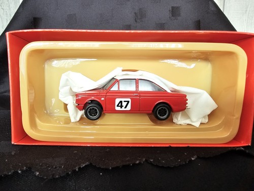 Vanguards corgi hillman - corgi, 1:43