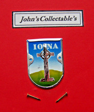 IONA SCOTLAND  WALKING /