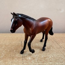 Breyer Stablemates - Bay