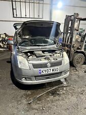 Suzuki Swift VVTS GLX 1490cc 1.5 Litre Petrol Grey Window Clip Breaking