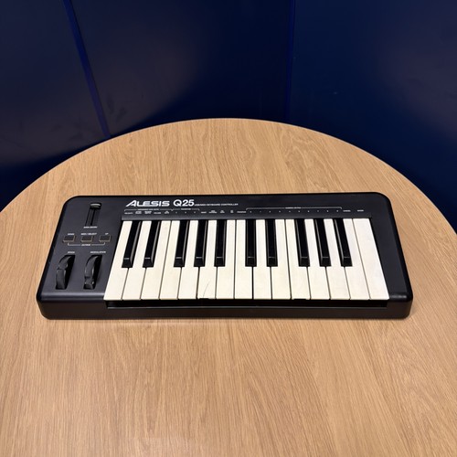 Alesis q25 usb midi keyboard - alesis,