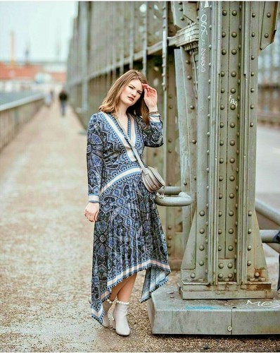 Trendy blue paisley print - h&m,