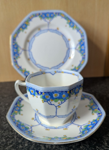 Royal doulton arvon trio - royal, ~