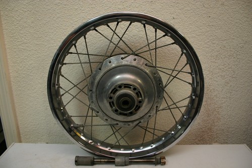 Suzuki gt550 rear wheel - suzuki,