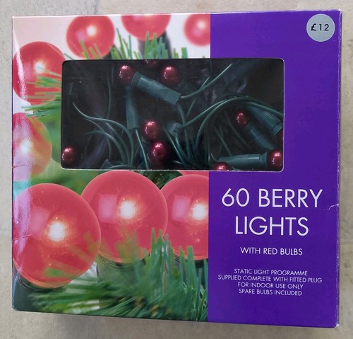 Red berry string lights - 60,