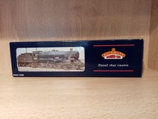 Bachmann 31-159 Jubilee 5711 'Courageous' LMS lined black 3500 gal Tender.