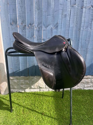 Albion jump saddle - albion,