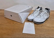 Size 12 UK 13 US - Air Jordan