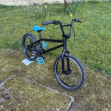 Mongoose BMX – Black / Blue