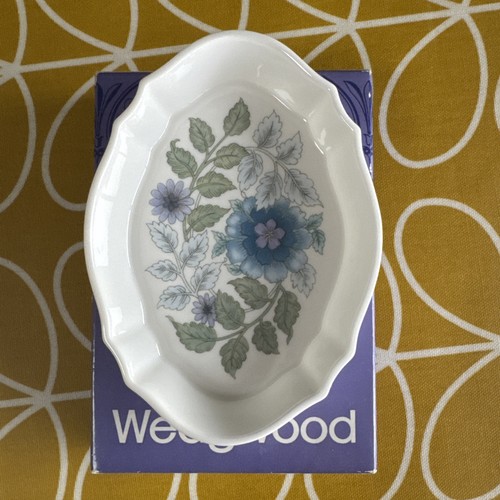 Wedgewood trinket dish - dish, bone