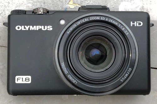 Olympus blk compact - xz-1,