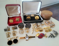 16 x Vintage Cufflinks & Tie Clips some boxed all in VGC gold & silver plated...