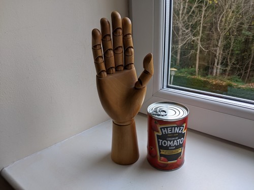 Wooden articulated display - articulated,