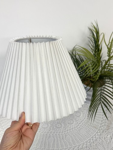 White colour pleated lampshade - white,
