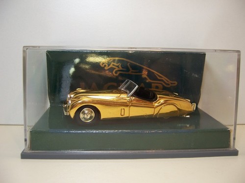 Corgi gold plated - corgi, jaguar