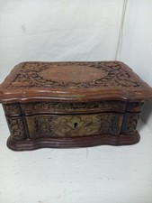 Vintag  Wooden Jewerlry Box