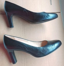 PETER KAISER SIZE 5.5 BLACK