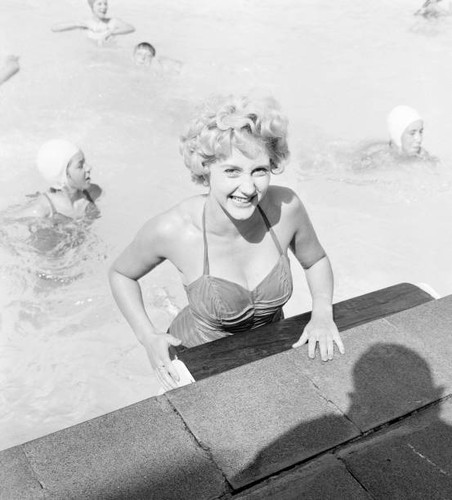 Liz fraser english actress - actress, at