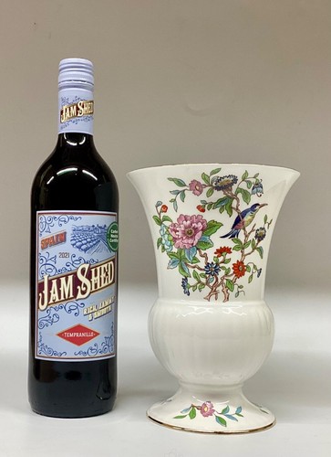 Aynsley pembroke vase urn - pembroke,