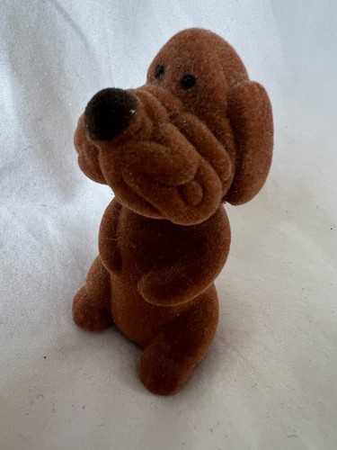 Flocked brown dog - flocked, high