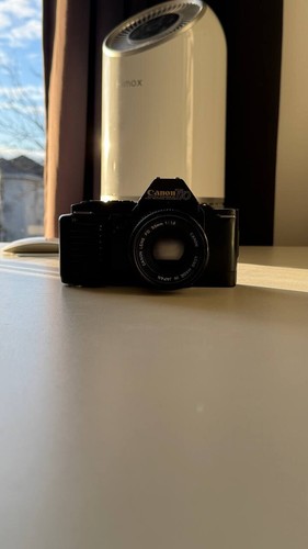 Canon t70 35mm slr - slr, camera