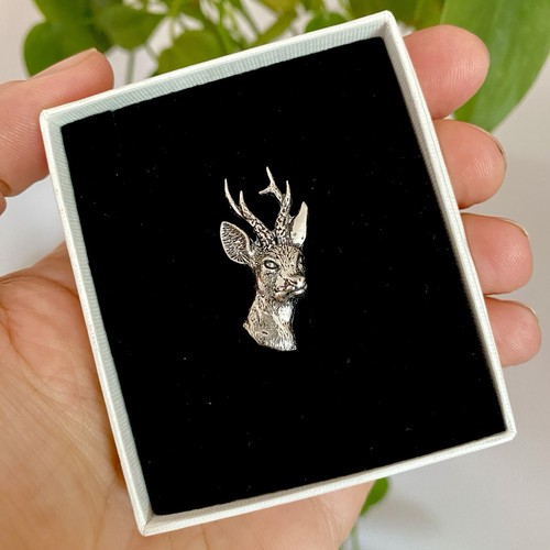 Roe deer silver pewter brooch - roe,