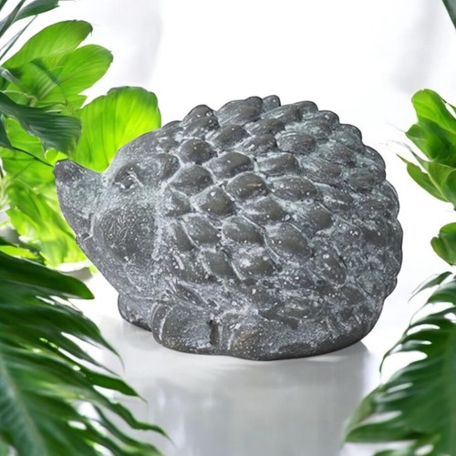 Stone effect hedgehog - effect,