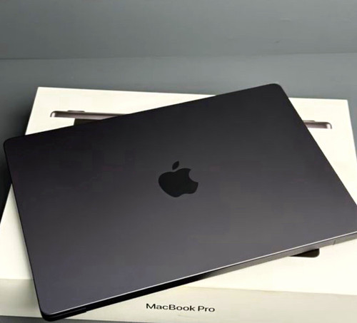 Apple macbook pro black - apple,