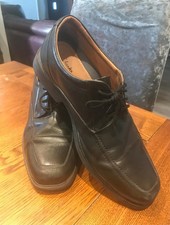 MENS CLARKS BLACK LEATHER  LACE UP SHOES UK 10 preloved CUSHIONED INSOLES ⭐️?⭐️