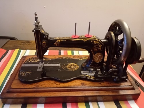 Antique singer sewing - sewing, machine