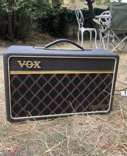 Vox super twin 20w - twin, combo