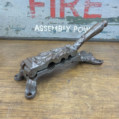 Antique french cast - antique, iron