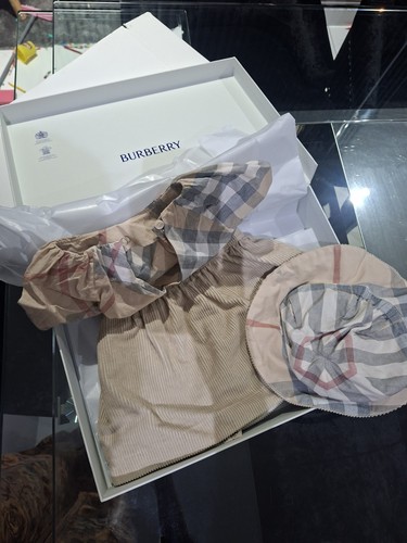 Burberry baby girls 3pc outfit - baby,