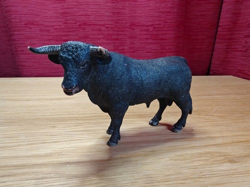 Schleich 13722 black bull cow - schleich,