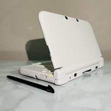 Nintendo 3DS XL White Handheld