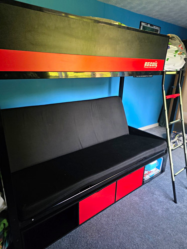 Recoil black red metal bunk - recoil, black/red