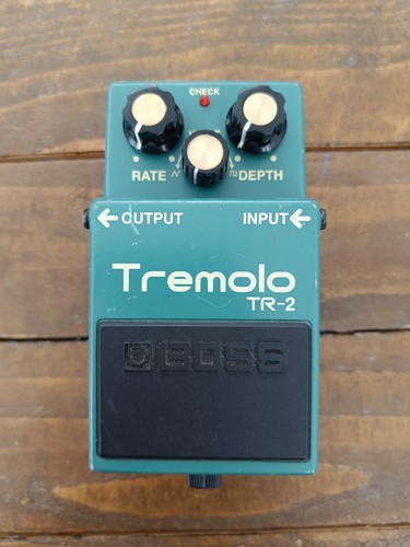 Boss tremolo guitar - boss, tr-2