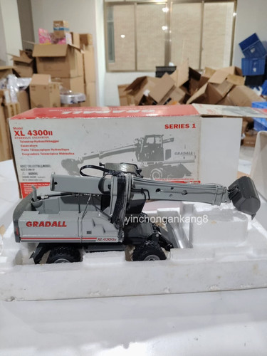 Gradall xl4300 ii - 1/32, xl4300‑ii