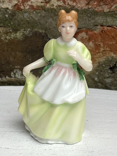 Miniature royal doulton young - royal,