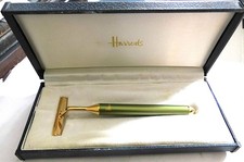 VINTAGE HARRODS WET SHAVE RAZOR IN ORIGINAL BOX UNUSED