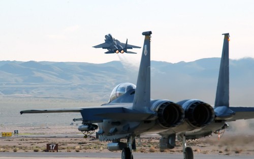 Airplane eagle aircraft - f,