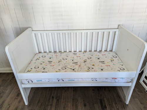 Mamas and papas cotbed - mamas, with