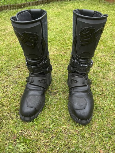 Sidi motorcycle boots - size, uk