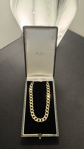 Solid 9ct yellow - 9ct,