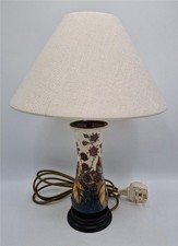 Moorcroft Bramble table lamp