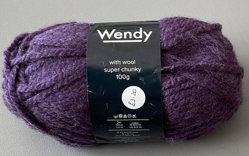 Wendy with wool - wool, super